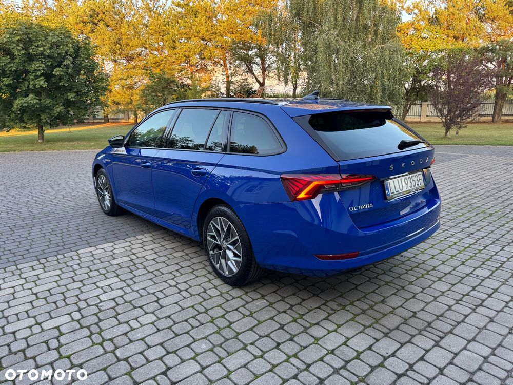 Skoda Octavia 2.0 TDI DSG Style - 3