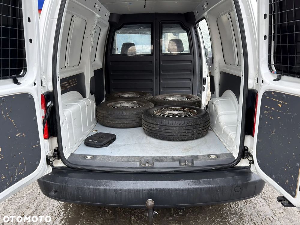 Volkswagen Caddy 1,6 TD DSG - 22