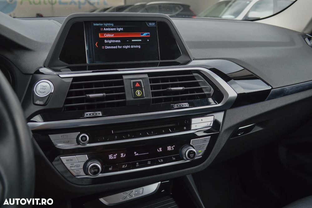 BMW X3 xDrive20d AT xLine - 33