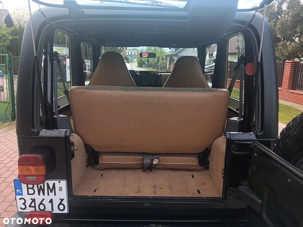 Jeep Wrangler - 14