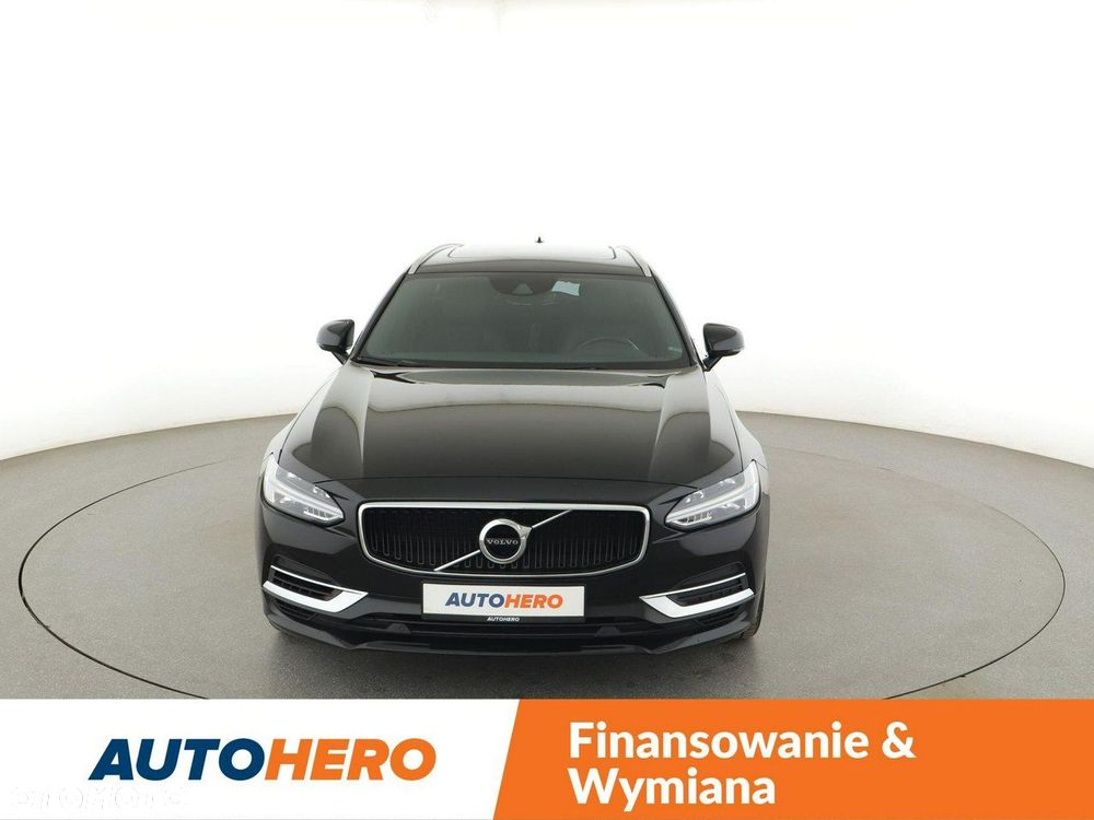 Volvo V90 T8 Twin Engine AWD Momentum - 11