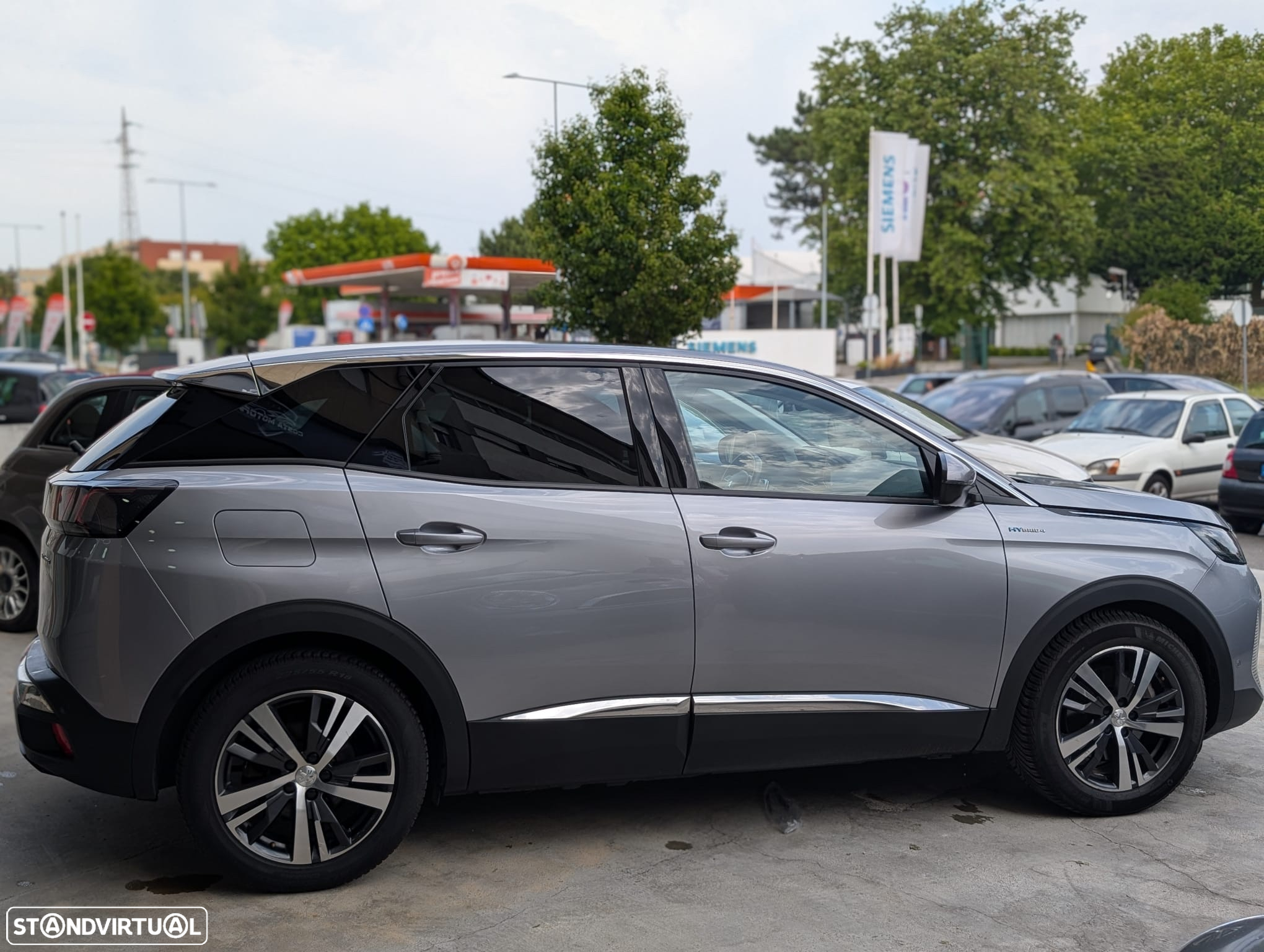 Peugeot 3008 1.6 Hybrid4 Allure Pack e-EAT8 - 4