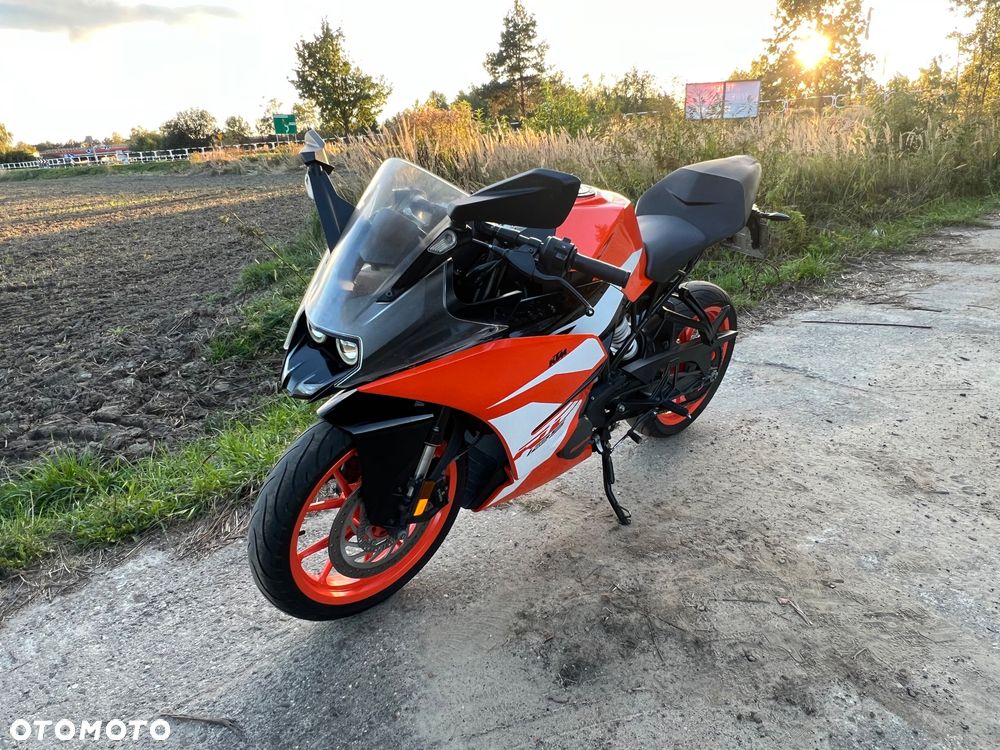 KTM RC 125 - 4