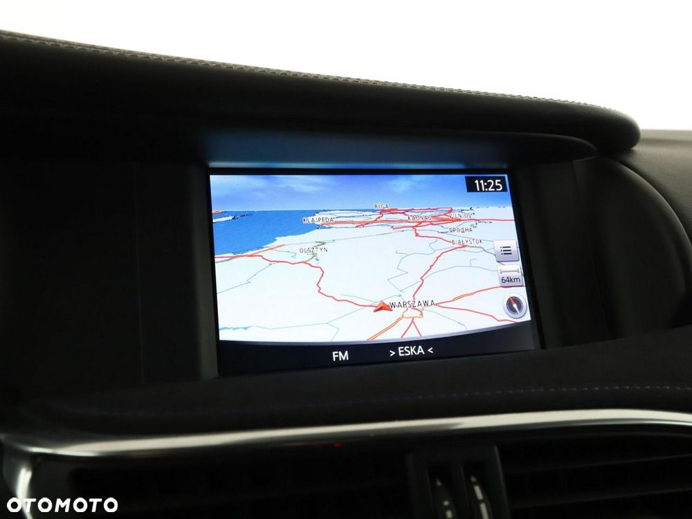 Infiniti Q30 2.0t DCT AWD Sport City Black - 25