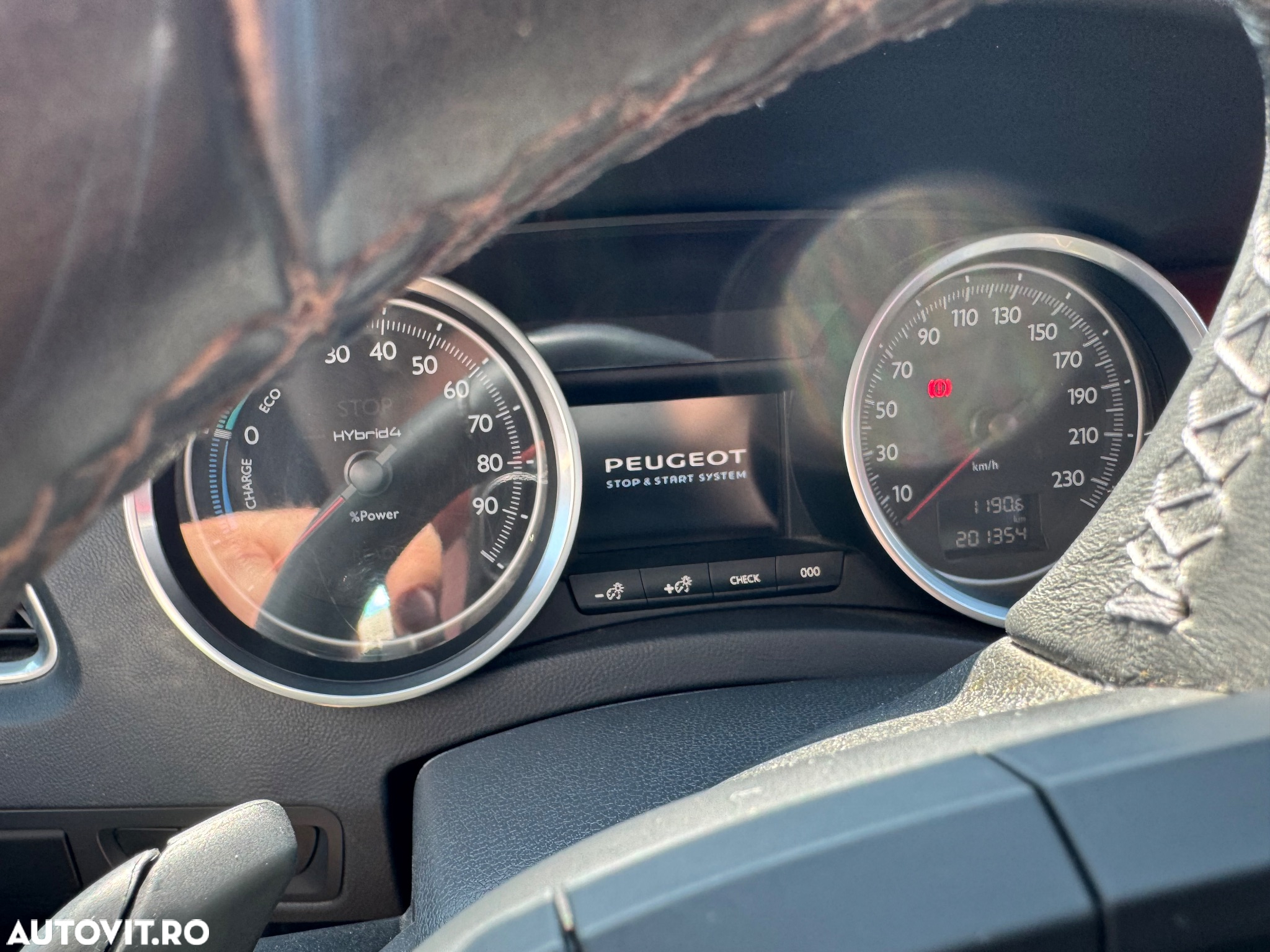 Peugeot 508 Hybrid4 - 7