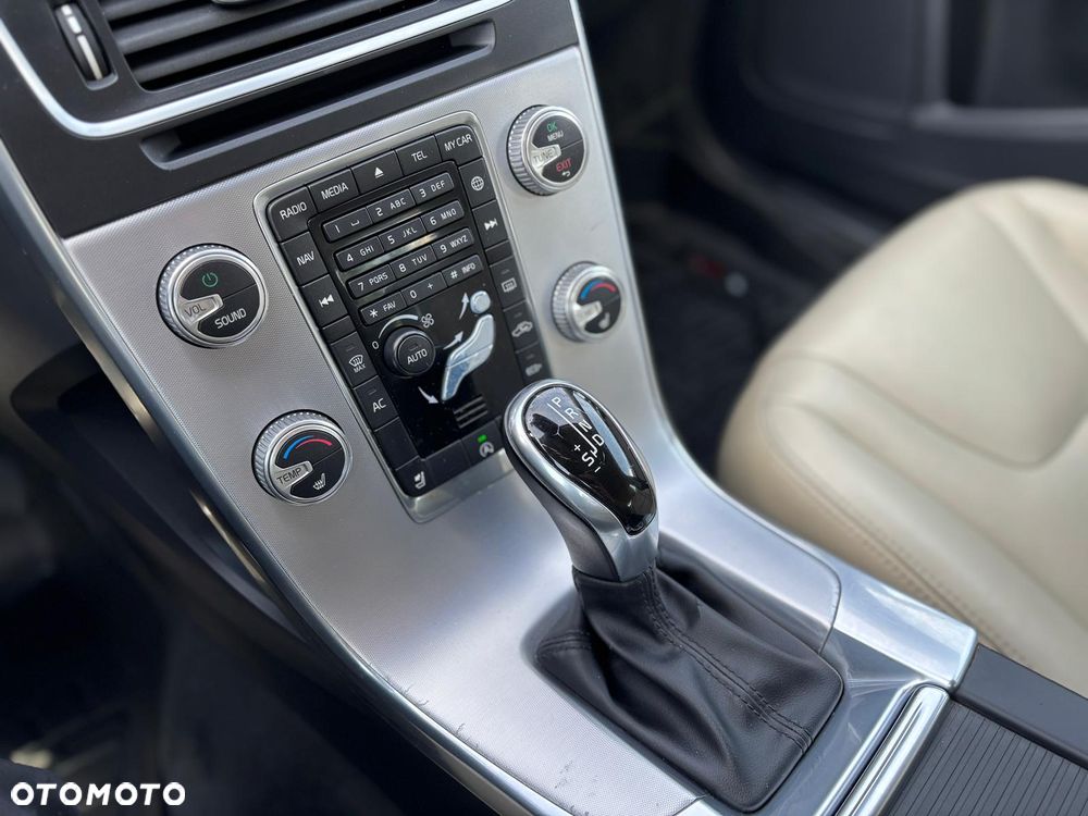 Volvo S60 - 30