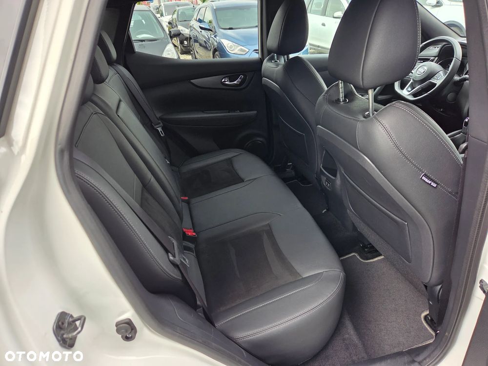 Nissan Qashqai 1.3 DIG-T DCT ACENTA - 13