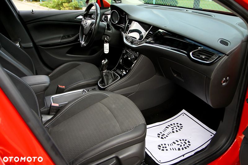 Opel Astra 1.6 D Start/Stop Dynamic - 8