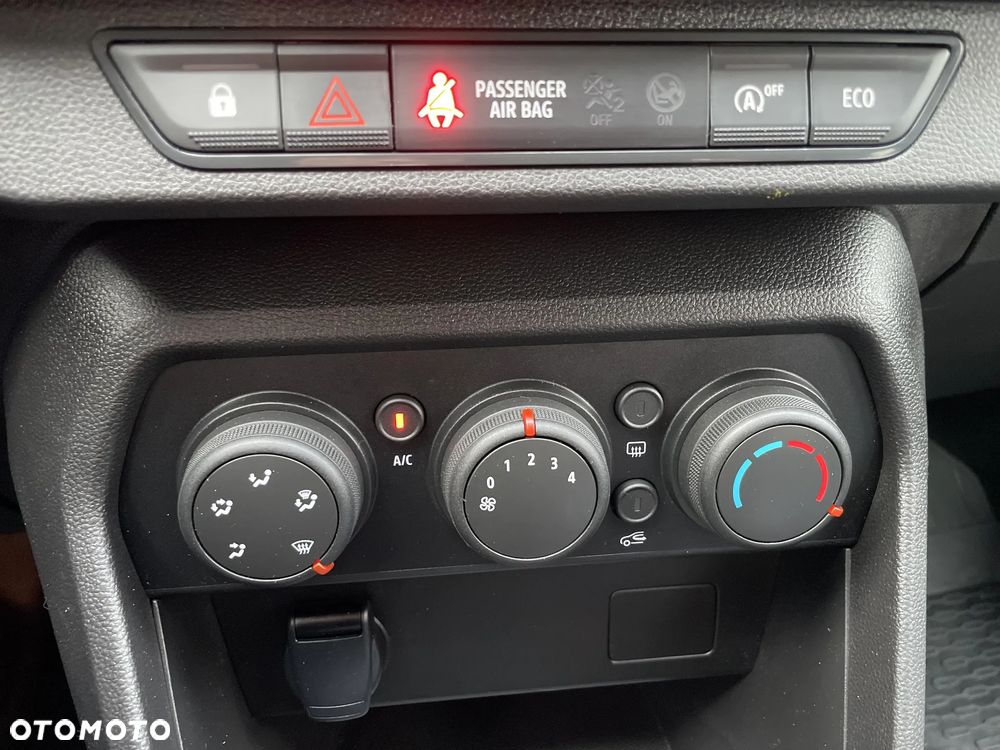 Dacia Jogger 1.0 TCe Expression 7os - 21
