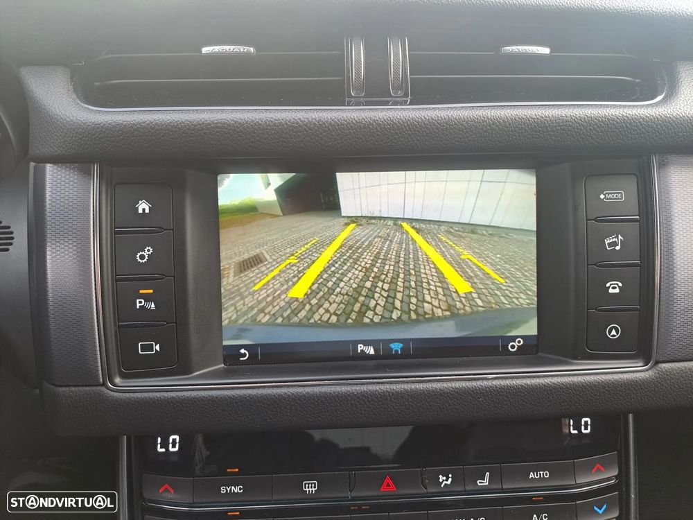 Jaguar XF E-Performance Aut. R-Sport - 22
