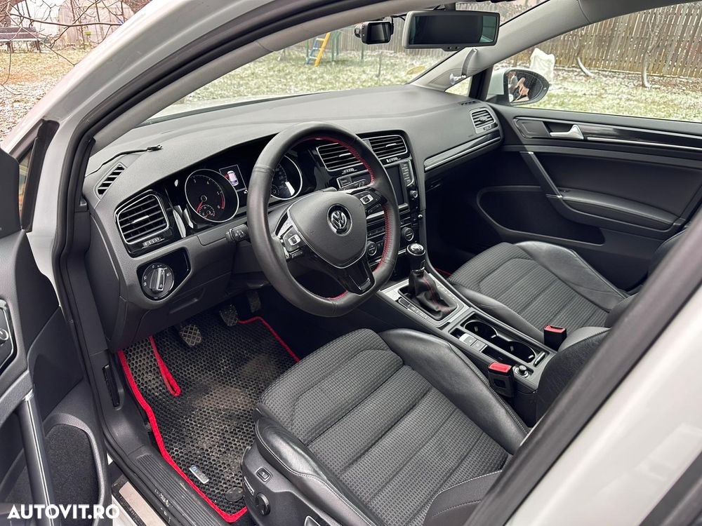 Volkswagen Golf 2.0 BlueTDI 4Motion Highline - 12