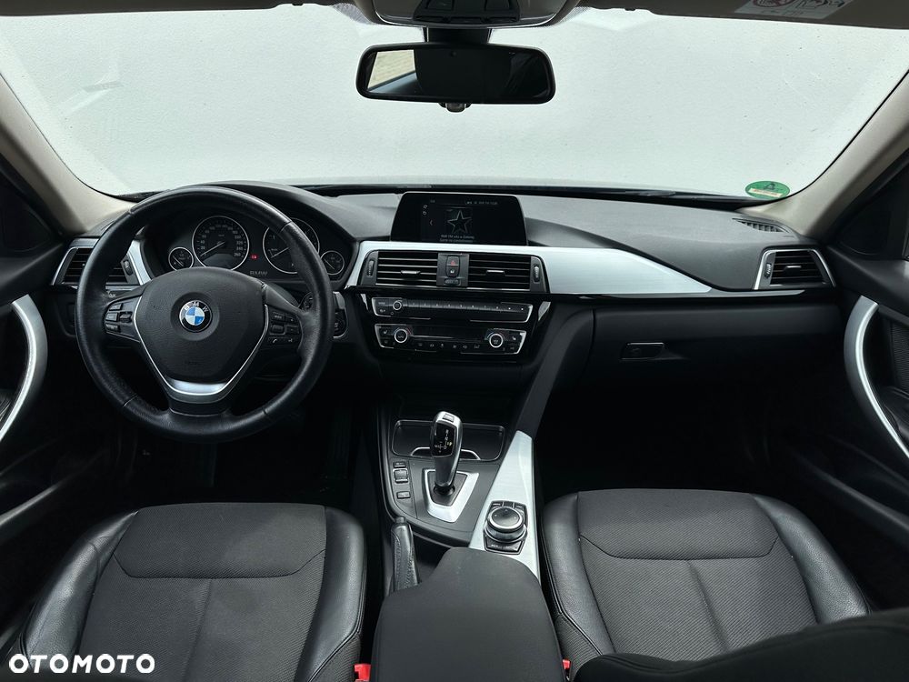BMW Seria 3 320d Advantage sport - 20