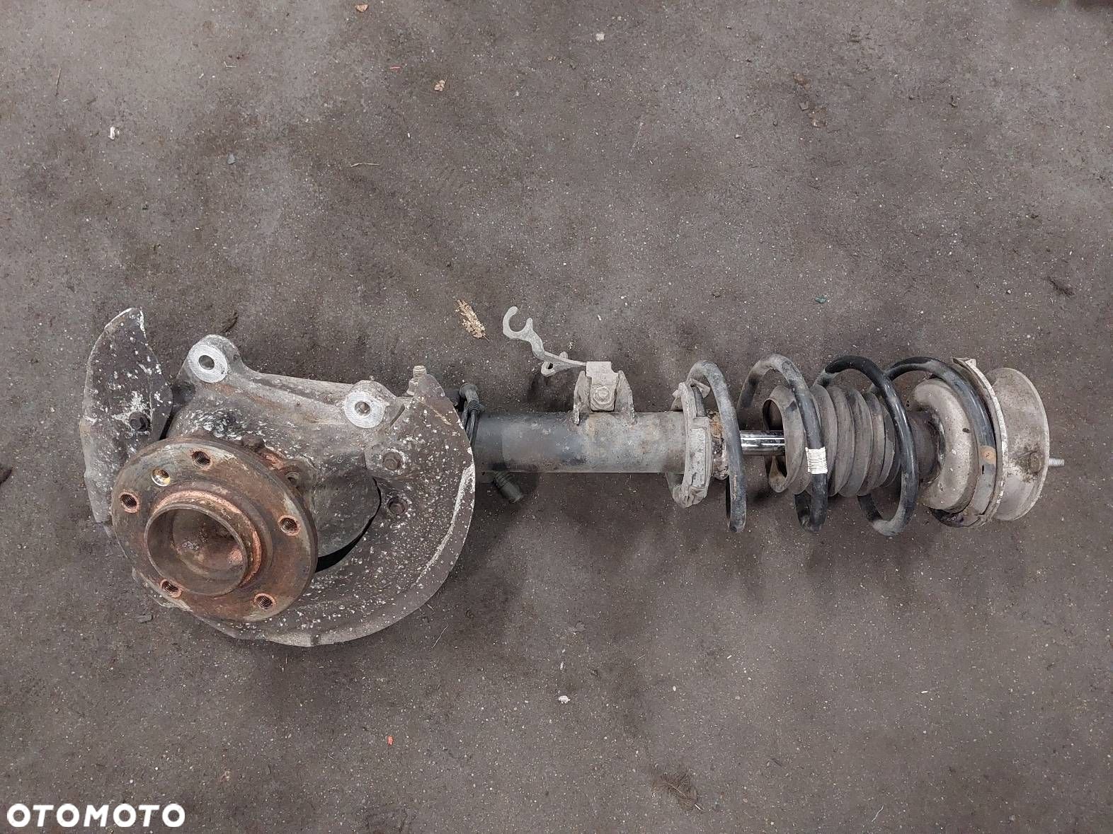 AMORTYZATOR SPRĘŻYNA ZWROTNICA PRAWY PRZÓD BMW E90 320d 2.0 D 6796156 - 1