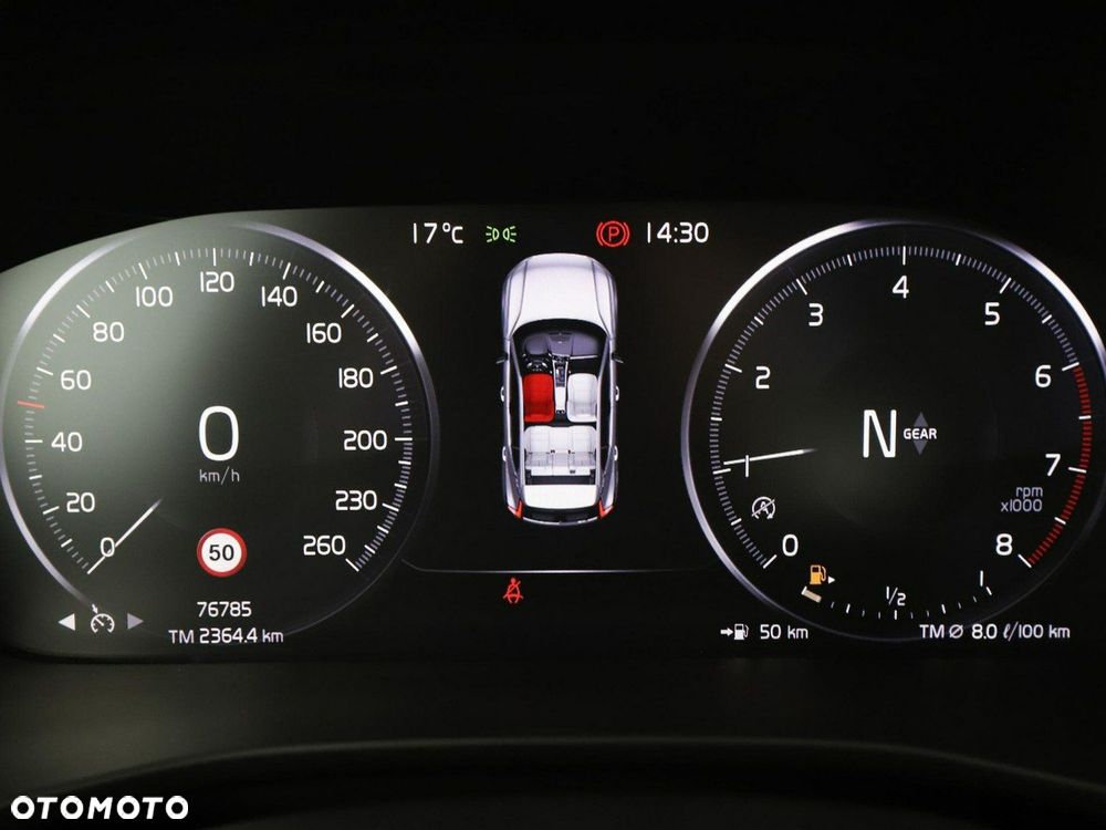 Volvo XC 40 T3 Momentum Pro - 23