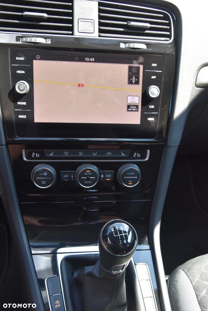 Volkswagen Golf 1.0 TSI Join - 18