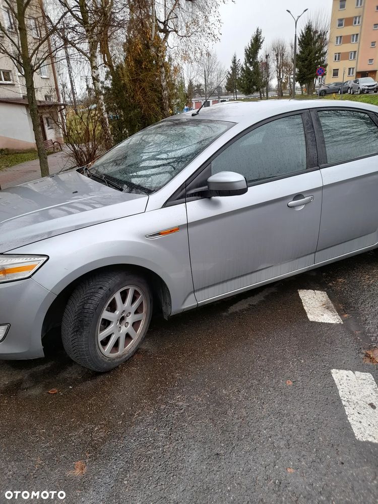 Ford Mondeo 1.6 Ambiente - 10