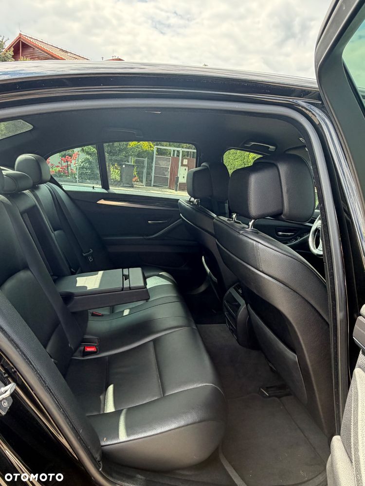 BMW Seria 5 ver-520d - 11