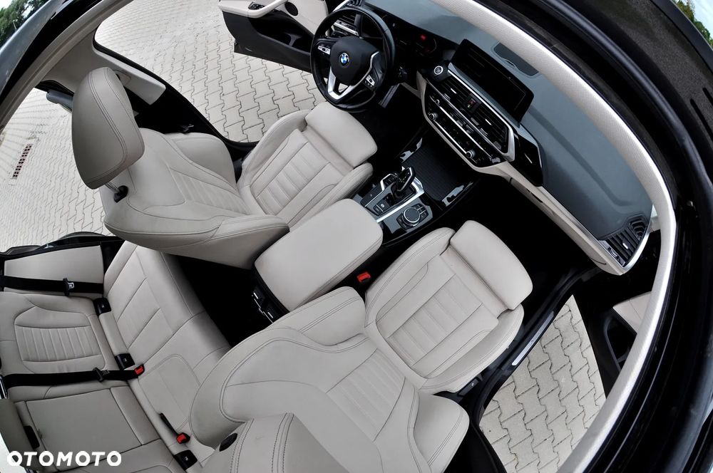 BMW X3 sDrive18d MHEV xLine - 24