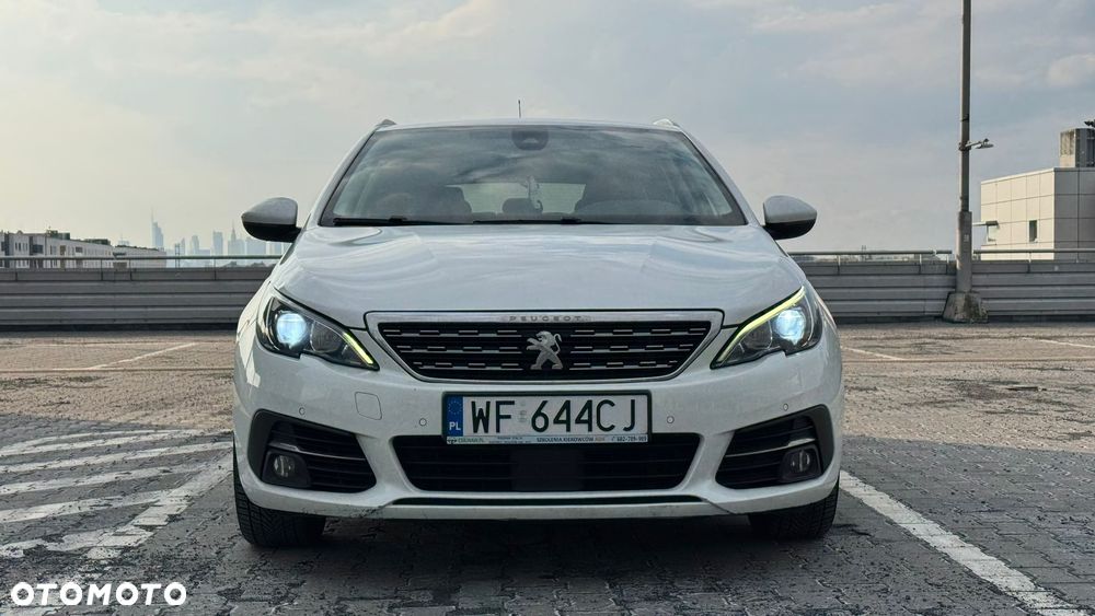 Peugeot 308 BlueHDi 130 EAT8 Stop & Start Tech Edition - 4