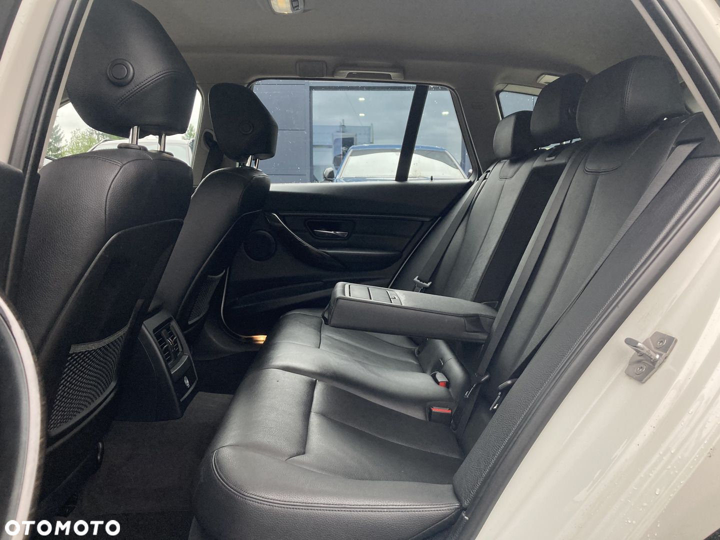 BMW Seria 3 - 26