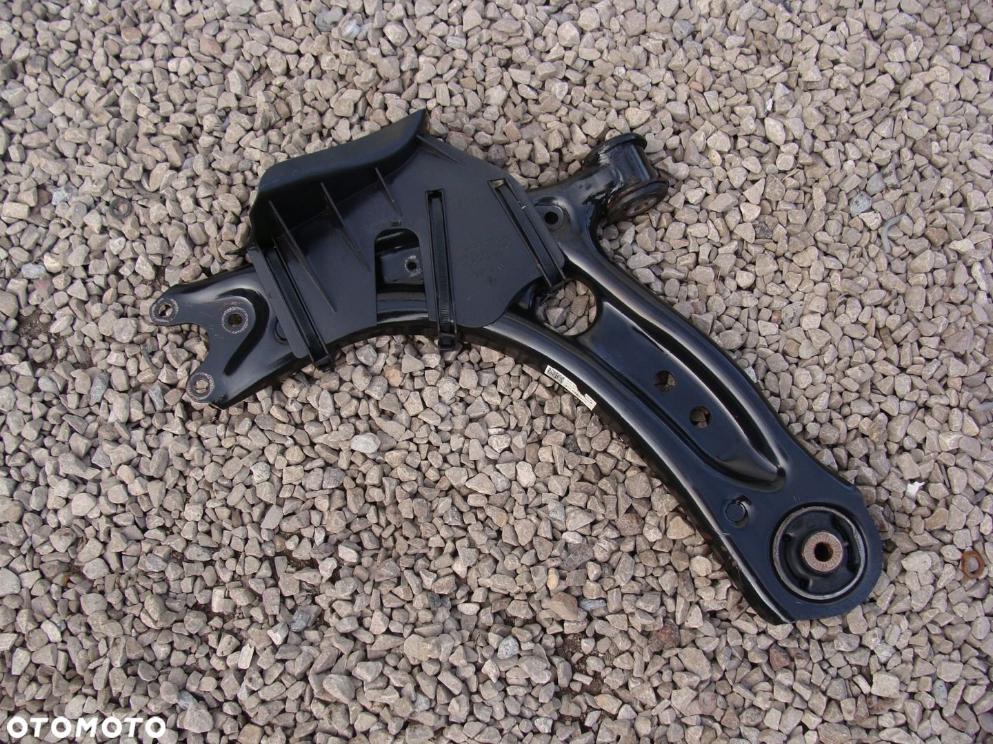 WAHACZ LEWY AUDI RS3 81A407151F - 1