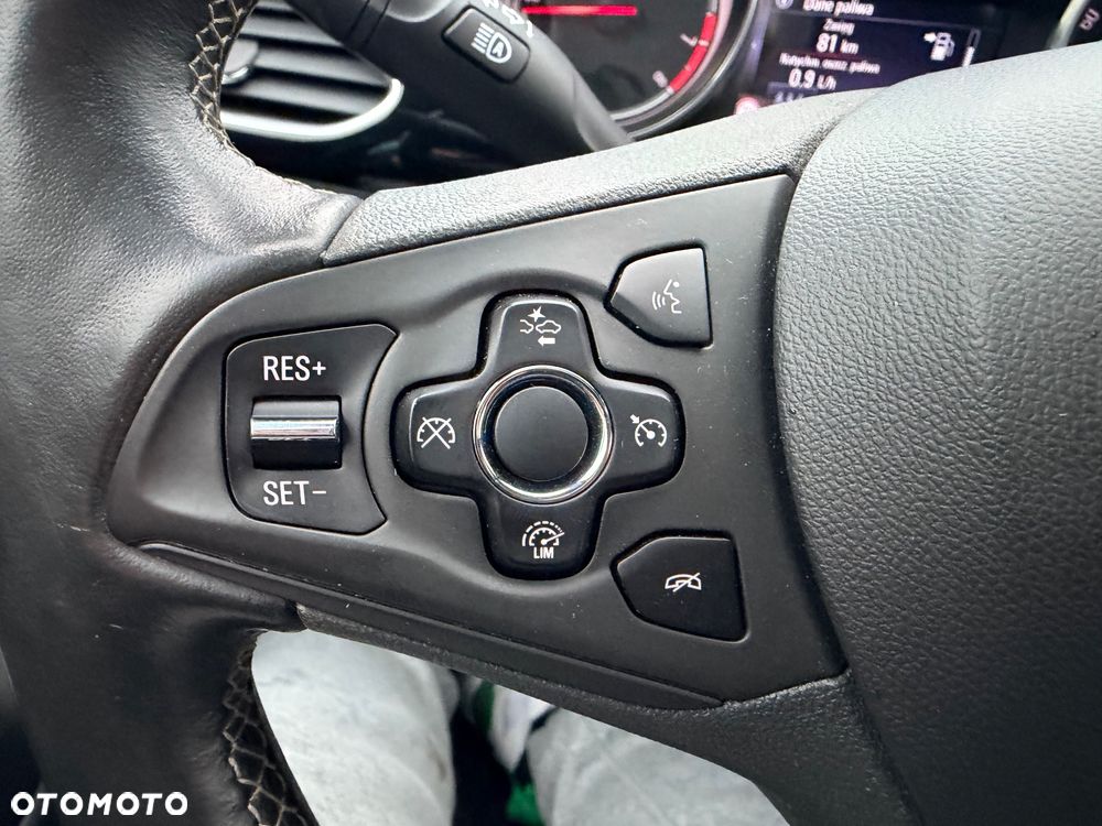 Opel Astra 1.4 Turbo Start/Stop Automatik Dynamic - 28