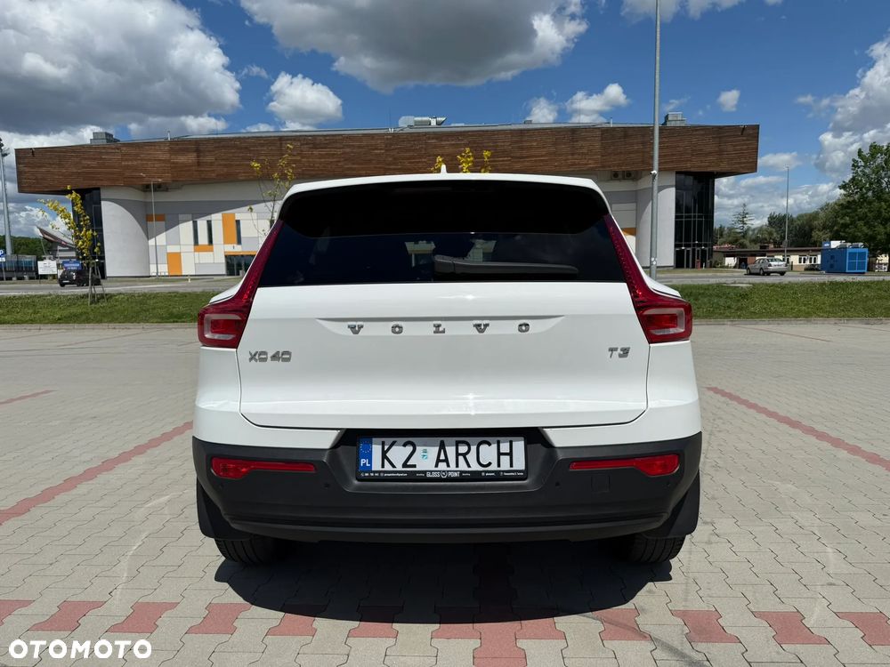 Volvo XC 40 T3 - 12
