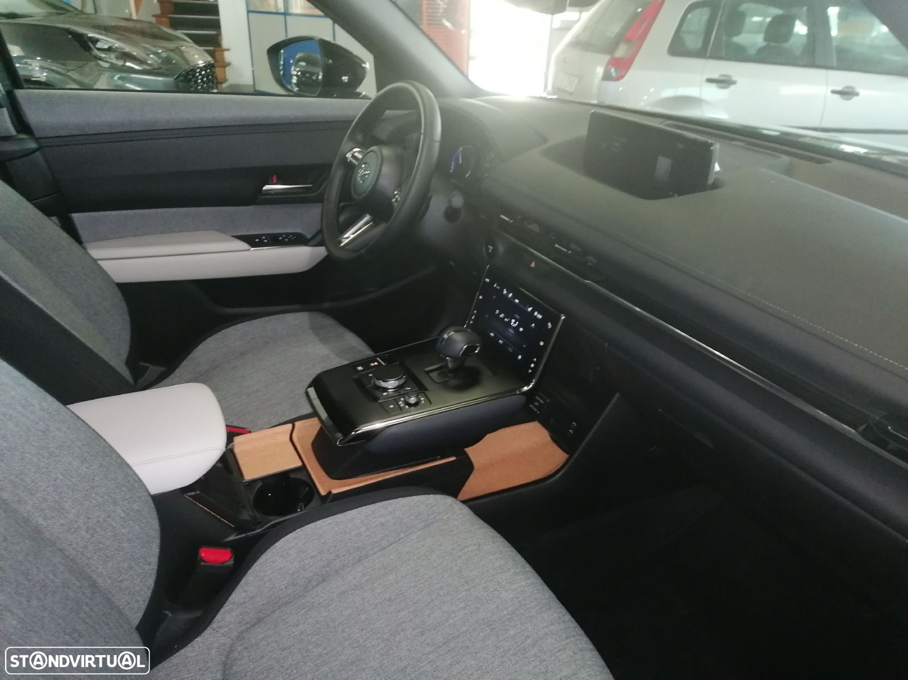 Mazda MX-30 e-Skyactiv Exclusve-Line - 11