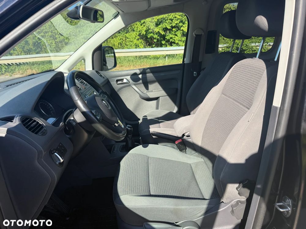 Volkswagen Caddy 2.0 TDI Highline 4Motion - 12