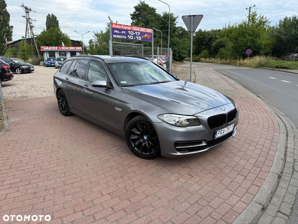 BMW Seria 5 520d Touring Sport Line - 2