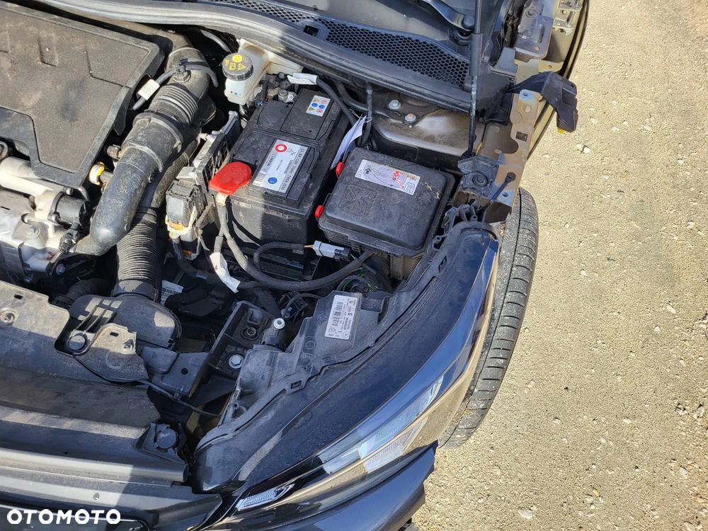 Peugeot 2008 PureTech 130 EAT8 Allure - 14