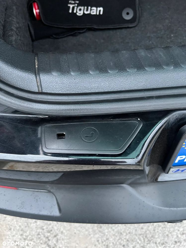 Volkswagen Tiguan 1.4 TSI BlueMot Sport&Style - 25