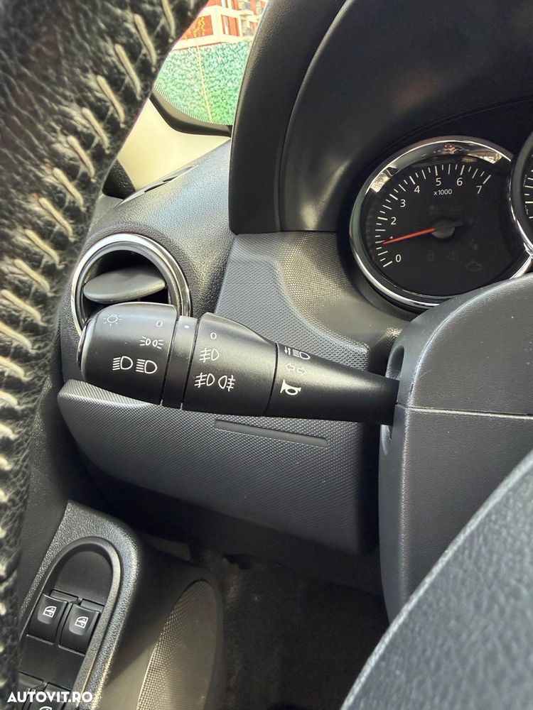 Dacia Duster 1.5 dCi 4x4 Prestige - 29