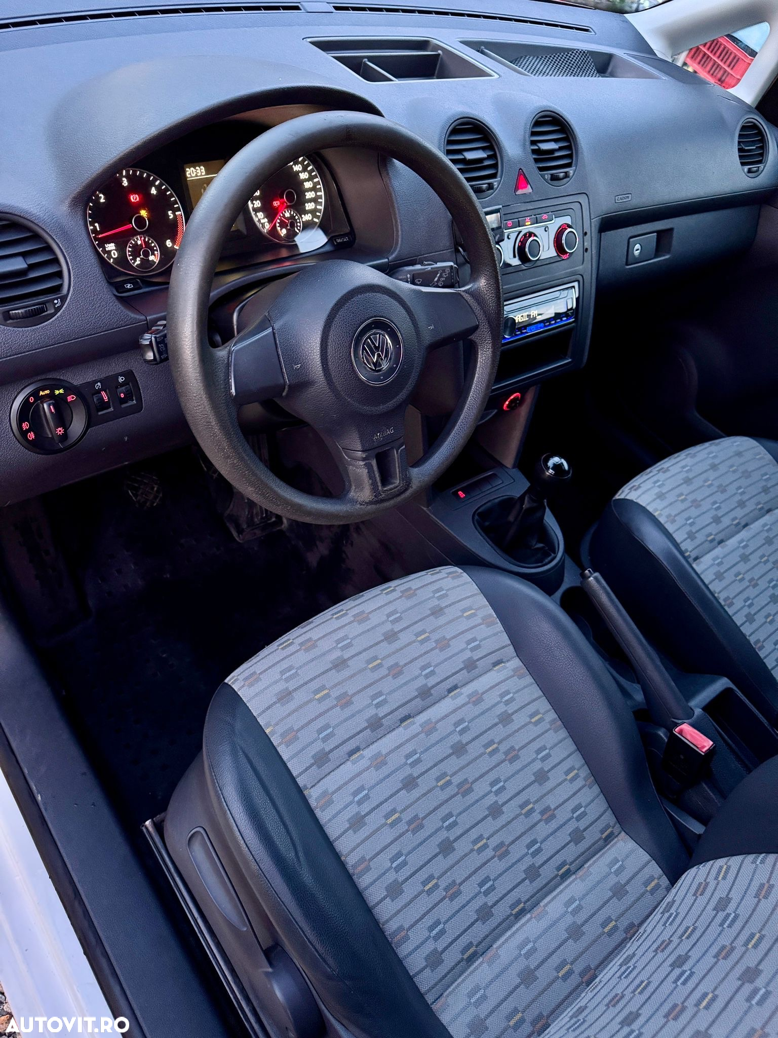 Volkswagen Caddy - 7