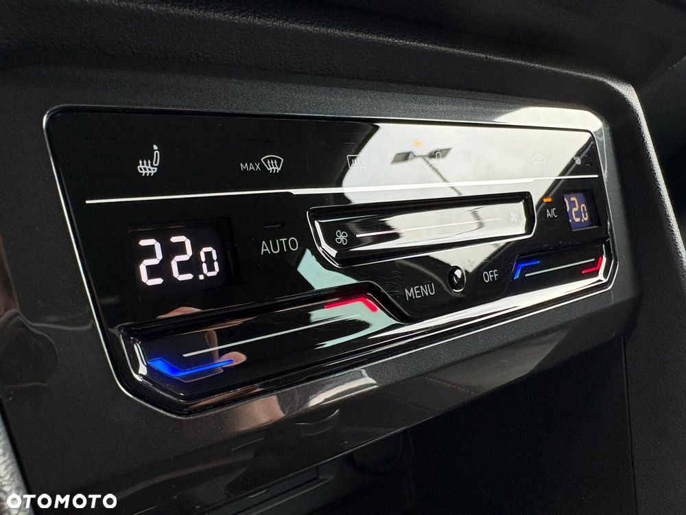 Volkswagen Tiguan 1.5 TSI EVO Elegance DSG - 29