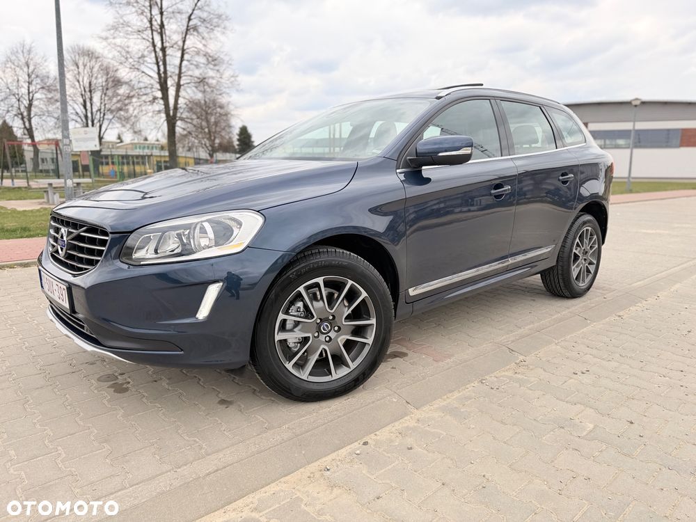Volvo XC 60 D3 Momentum - 1