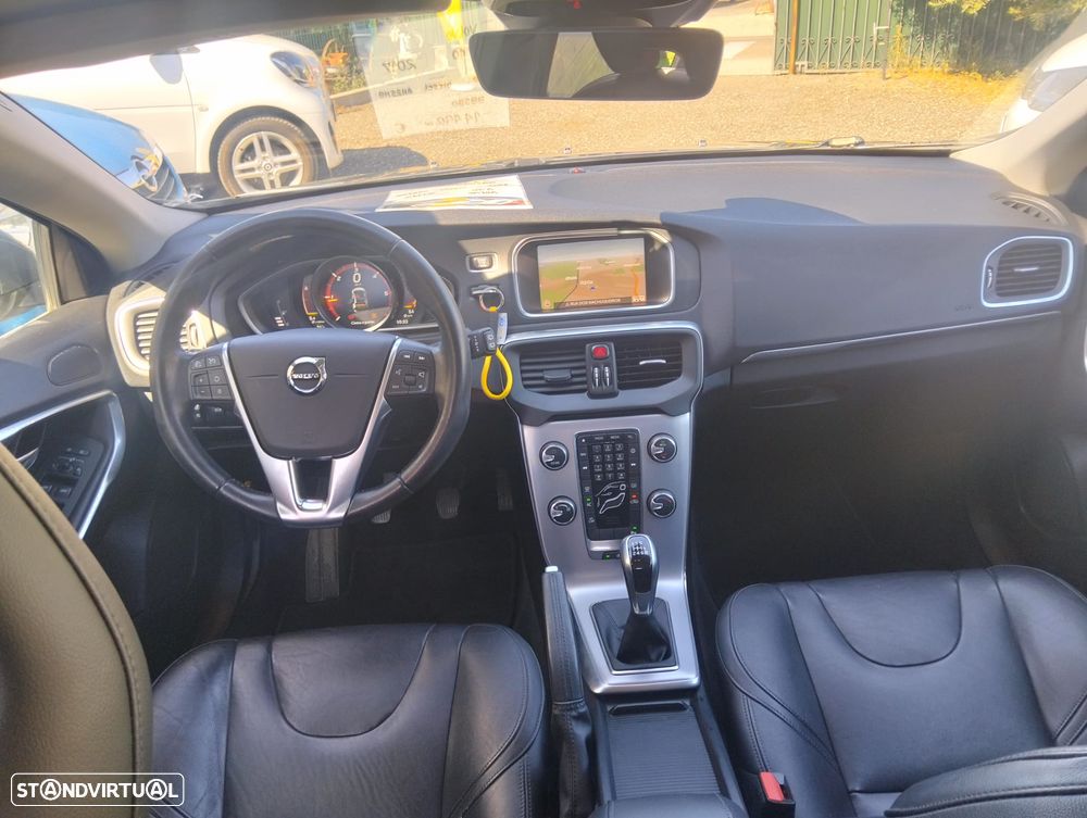 Volvo V40 D2 Inscription - 6