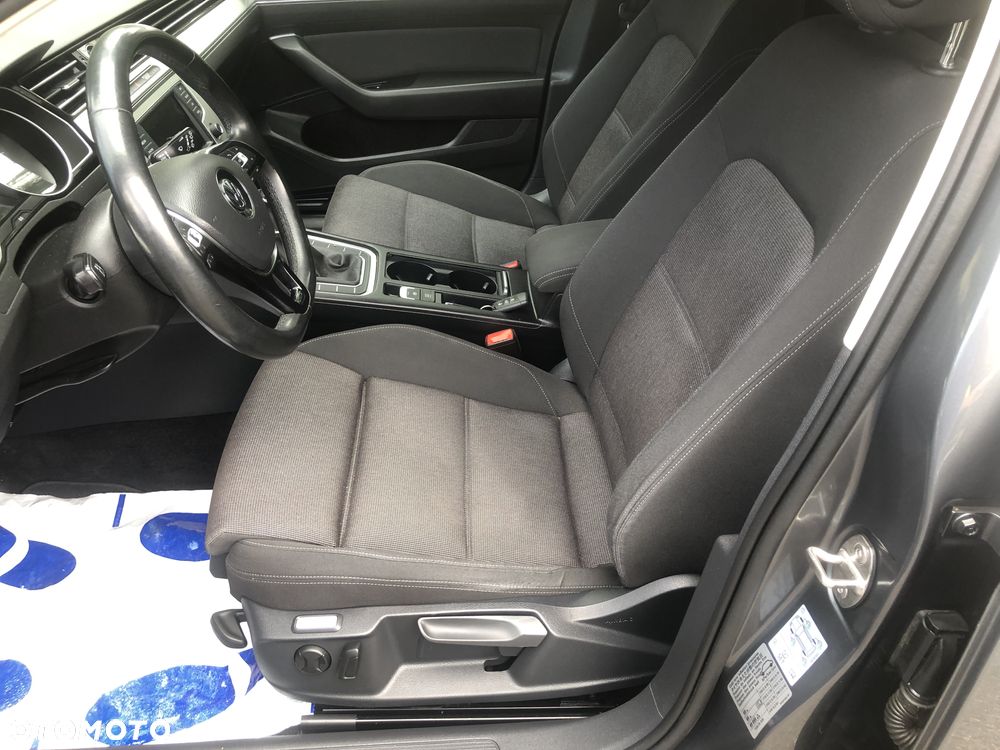 Volkswagen Passat Variant 1.6 TDI (BlueMotion Technology) Comfortline - 6