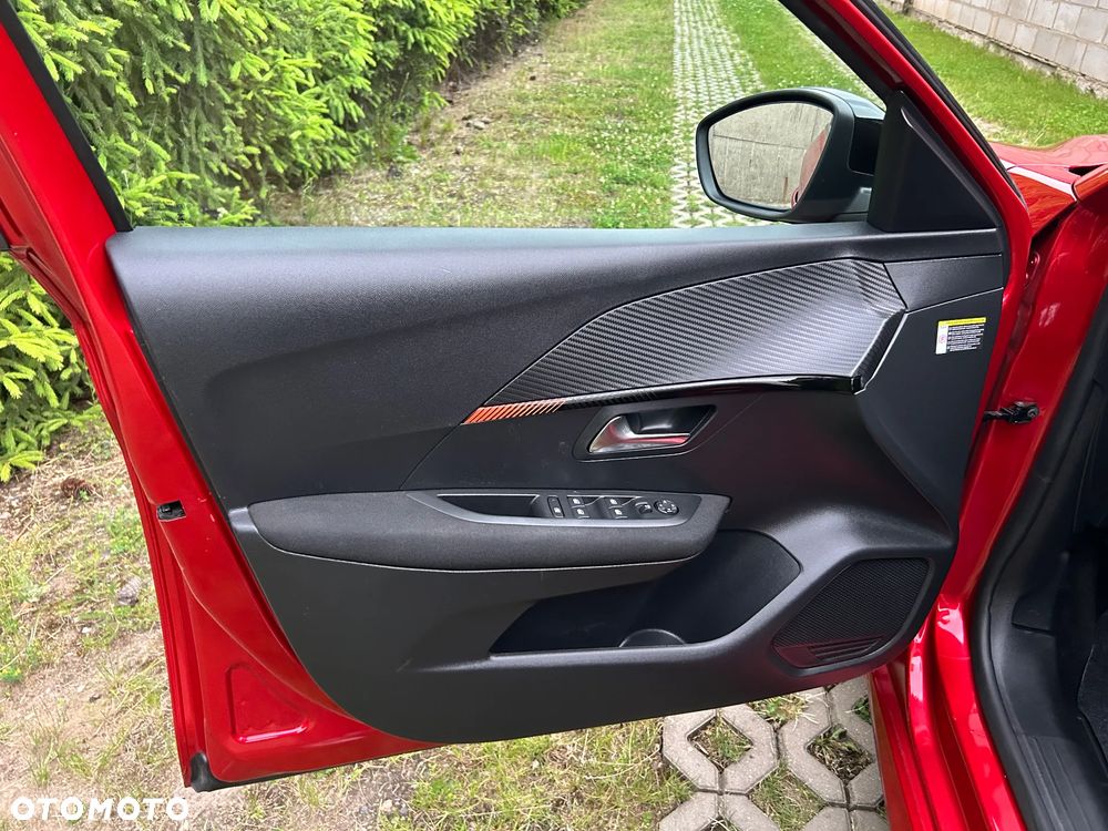 Peugeot 208 PureTech 100 EAT8 Active Pack - 11