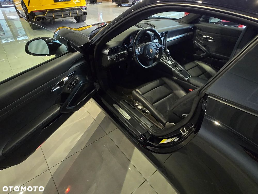 Porsche 911 Carrera S PDK - 8