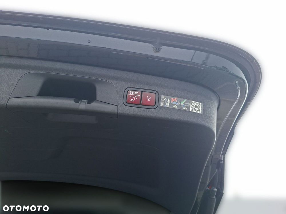 Mercedes-Benz GLE 300 d mHEV 4-Matic AMG Line - 18