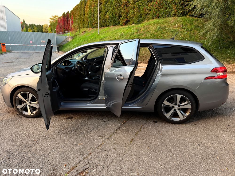 Peugeot 308 110 e-THP Stop & Start Active - 17