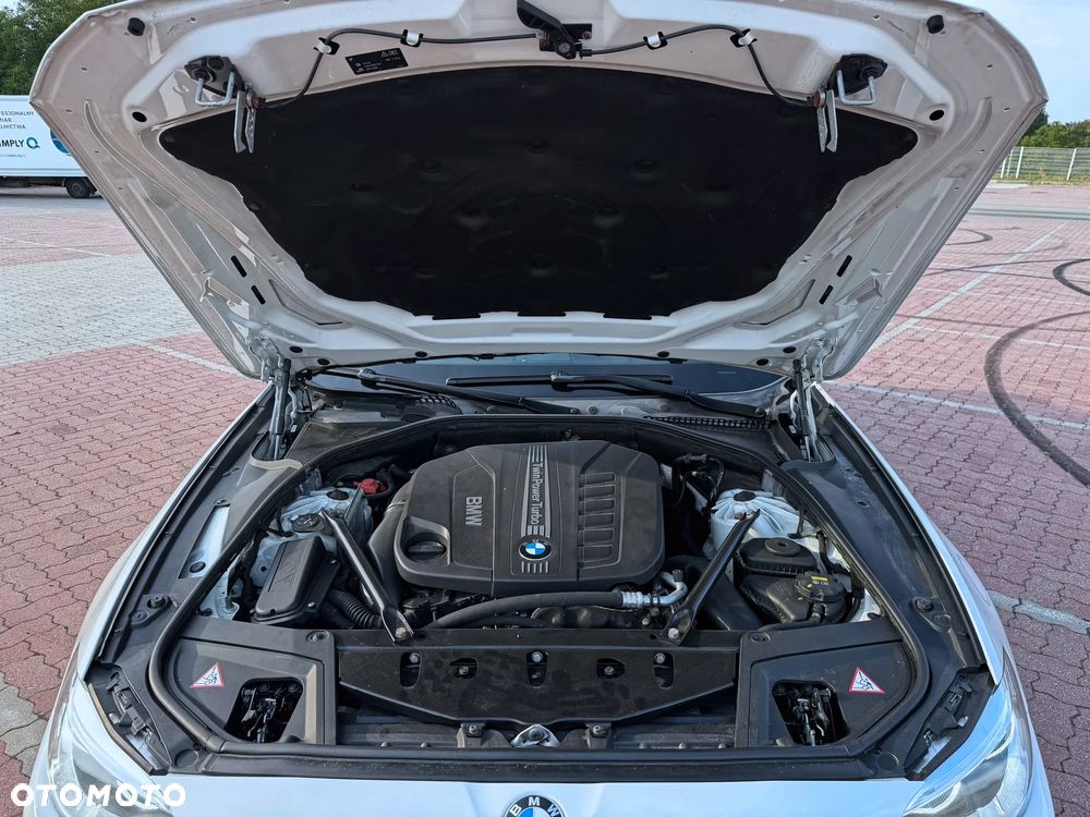 BMW Seria 5 - 36