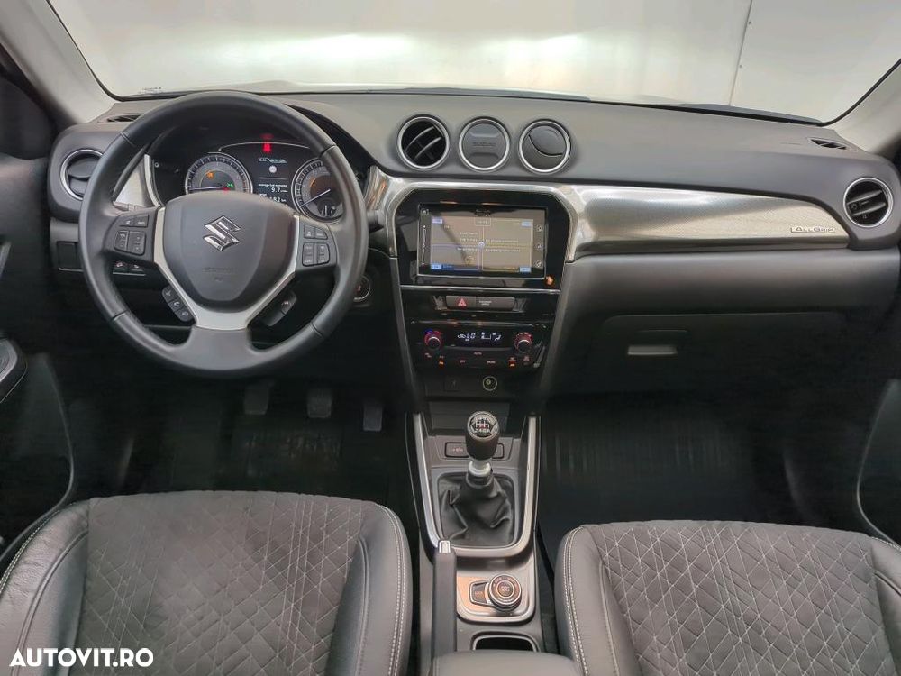 Suzuki Vitara ver-1-4-boosterjet-mhev-luxus - 5