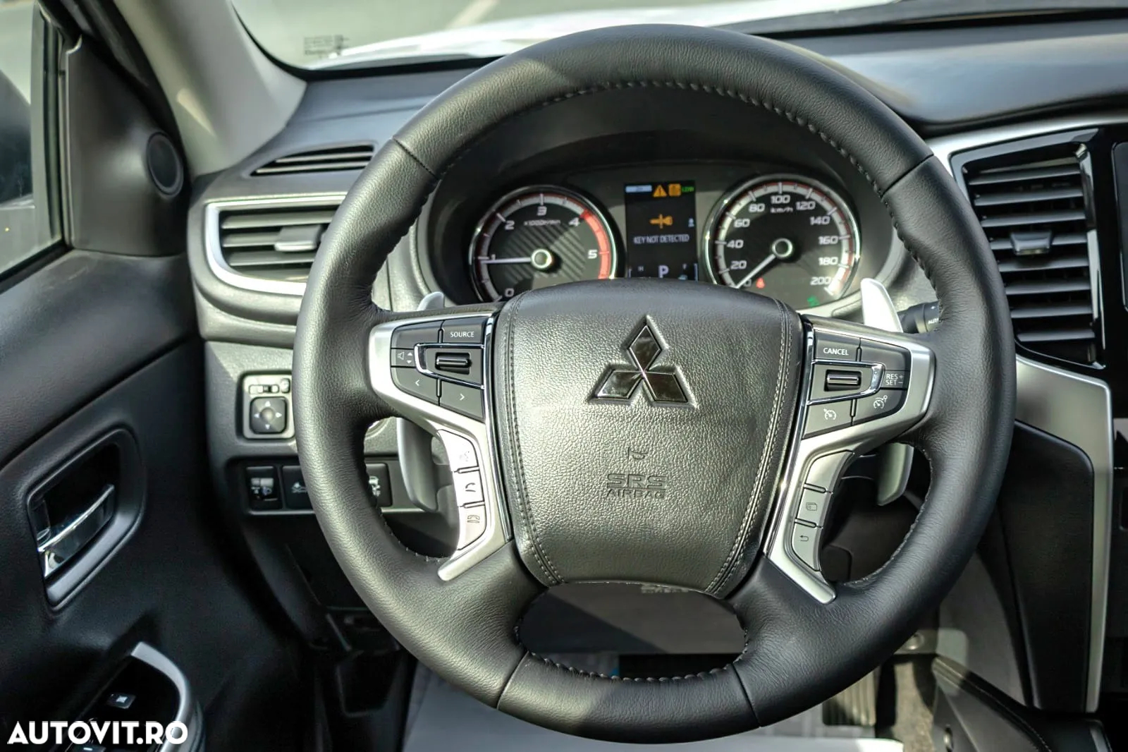 Mitsubishi L200 Pick Up 4x4 S&S Autm. Double Cab Intro Edition - 6