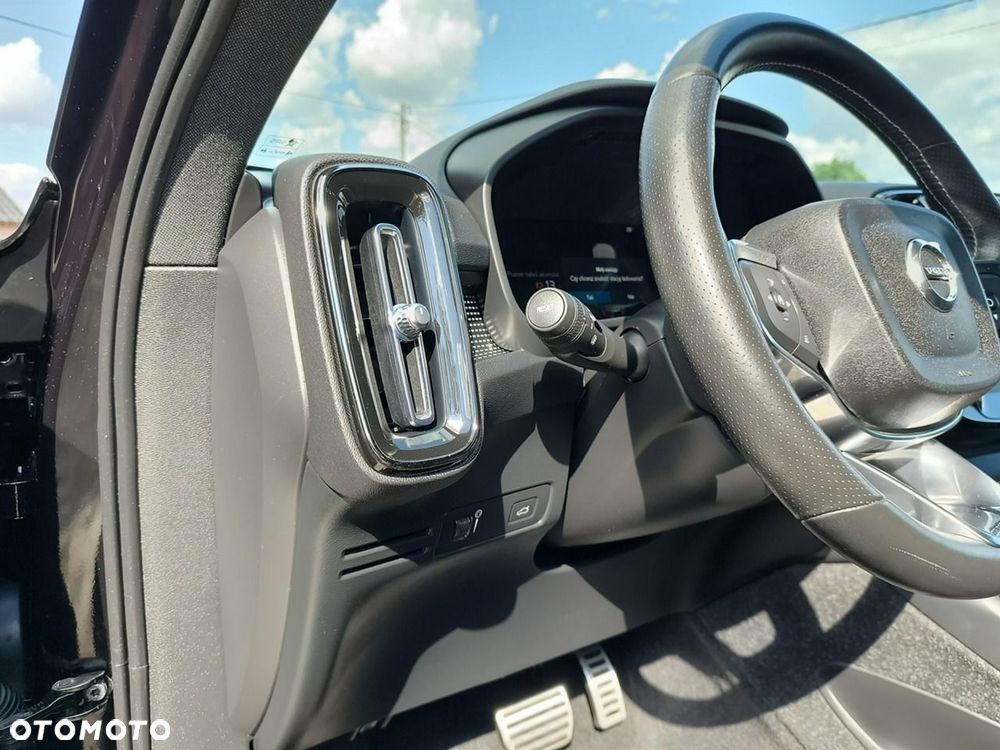 Volvo XC 40 82kWh Recharge Twin AWD Plus - 18