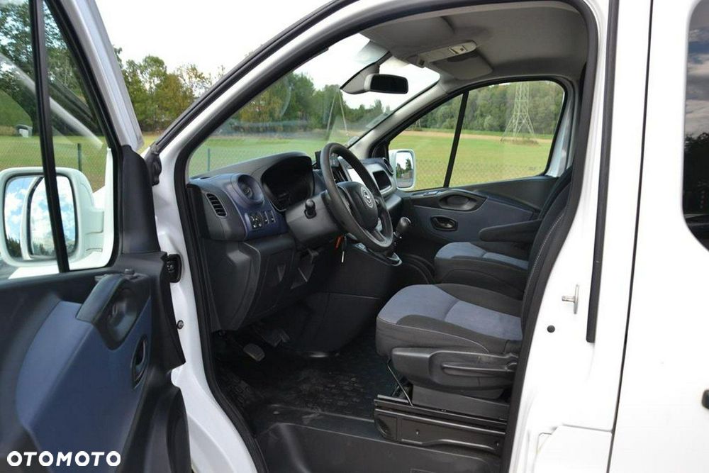 Opel Vivaro - 15