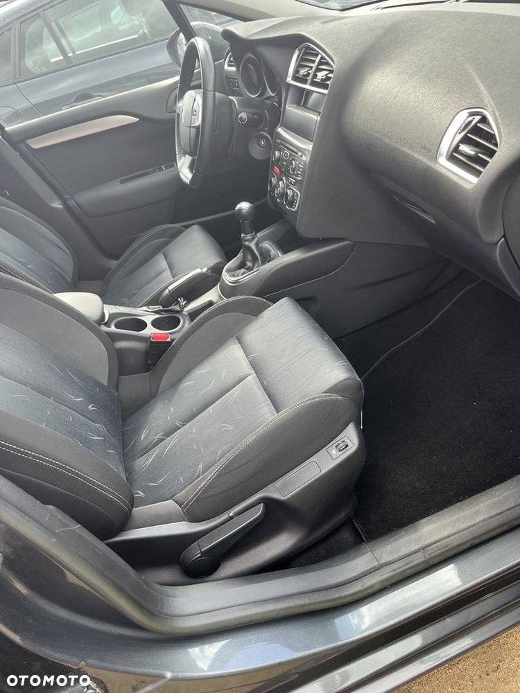 Citroën C4 HDi 90 Tendance - 10