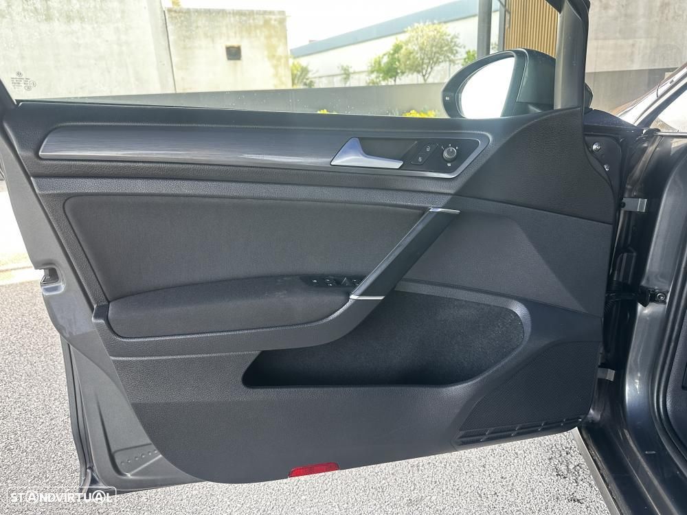 VW Golf Variant 1.6 TDi Confortline - 20