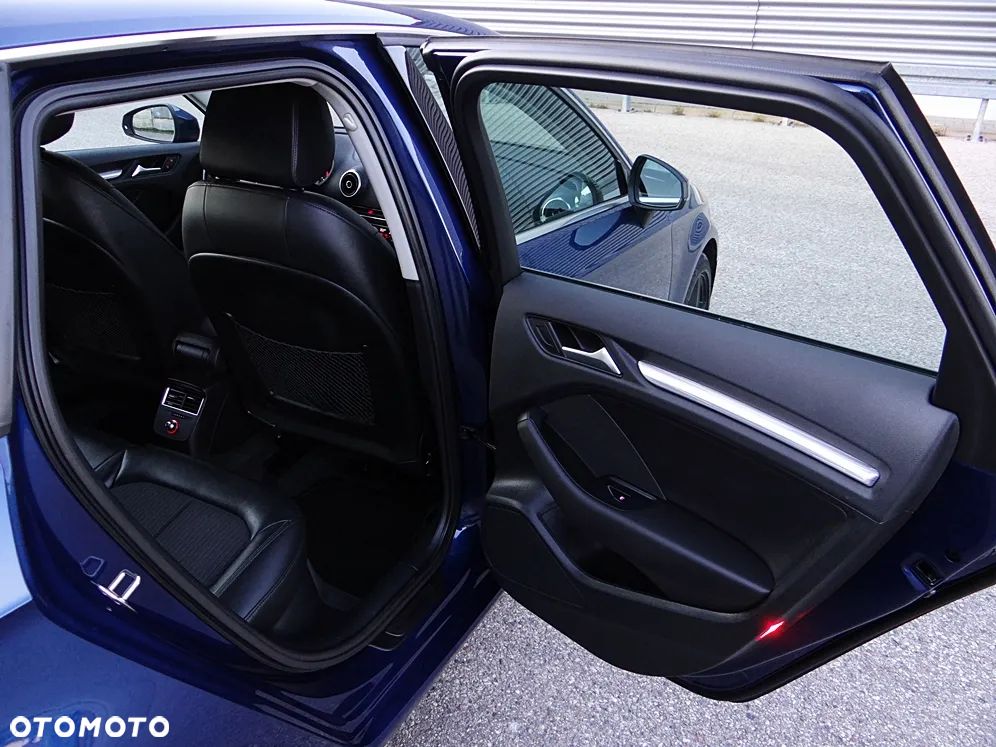 Audi A3 Sportback 2.0 TDI quattro Attraction - 39